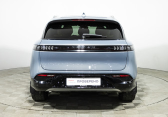 Подержанный автомобиль Voyah Free 2023 года (6 фото)