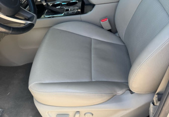 Подержанный автомобиль Kia Carnival 2019 года (16 фото)