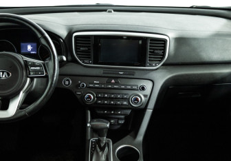 Подержанный автомобиль Kia Sportage 2019 года (14 фото)