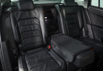 Подержанный автомобиль Volkswagen Tiguan 2020 года (26 фото)