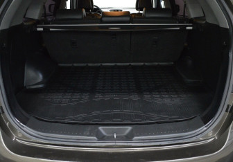 Подержанный автомобиль Kia Sorento 2015 года (16 фото)