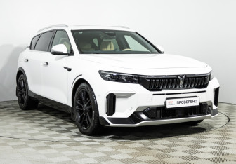 Подержанный автомобиль Voyah Free 2023 года (3 фото)