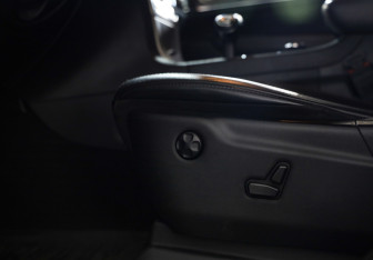 Подержанный автомобиль Jeep Grand Cherokee 2014 года (28 фото)