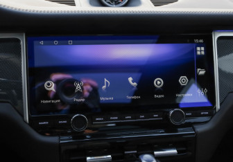 Подержанный автомобиль Porsche Macan 2014 года (19 фото)