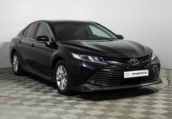Подержанный автомобиль Toyota Camry Sedan 2018 года (3 фото)