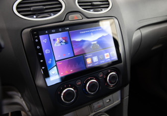Подержанный автомобиль Ford Focus Hatchback 2010 года (15 фото)