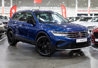 Подержанный автомобиль Volkswagen Tiguan 2022 года (4 фото)