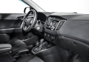 Подержанный автомобиль Hyundai Creta 2020 года (13 фото)