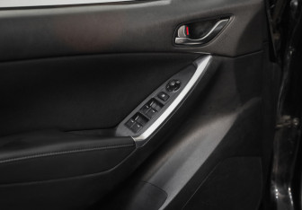 Подержанный автомобиль Mazda CX-5 2013 года (20 фото)