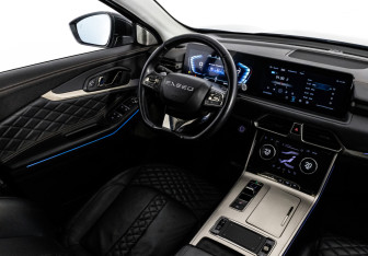 Подержанный автомобиль Exeed TXL 2023 года (14 фото)