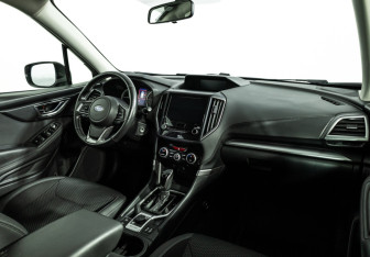 Подержанный автомобиль Subaru Forester Suv 2019 года (9 фото)