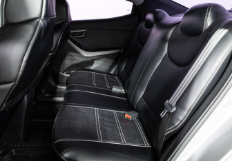 Подержанный автомобиль Hyundai Avante Sedan 2011 года (10 фото)