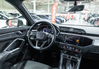 Подержанный автомобиль Audi Q3 Sportback 2020 года (24 фото)