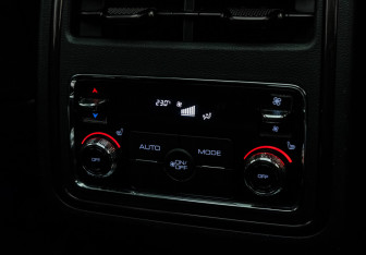Подержанный автомобиль Haval H9 2024 года (31 фото)