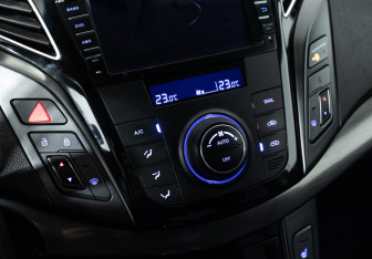 Подержанный автомобиль Hyundai i40 Sedan 2015 года (16 фото)