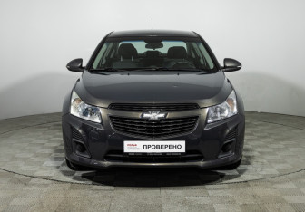 Подержанный автомобиль Chevrolet Cruze Sedan 2014 года (2 фото)