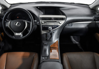 Подержанный автомобиль Lexus RX 2013 года (14 фото)
