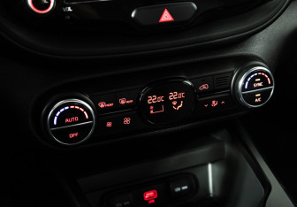Подержанный автомобиль Kia Soul 2021 года (16 фото)