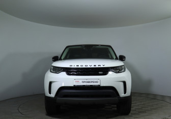 Подержанный автомобиль Land Rover Discovery 2019 года (3 фото)