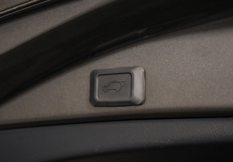 Подержанный автомобиль Toyota RAV4 2019 года (29 фото)