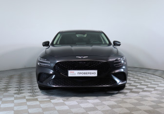 Подержанный автомобиль Genesis G70 2022 года (2 фото)