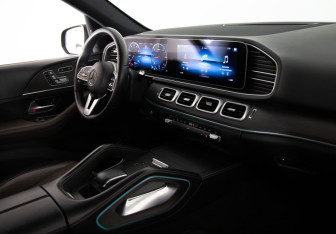 Подержанный автомобиль Mercedes-Benz GLE 2018 года (11 фото)