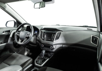 Подержанный автомобиль Hyundai Creta 2019 года (9 фото)