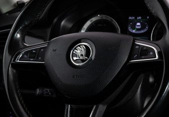 Подержанный автомобиль Skoda Kodiaq 2017 года (12 фото)