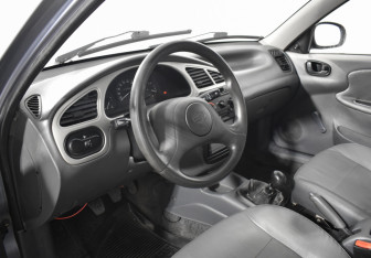 Подержанный автомобиль ЗАЗ Chance Sedan 2010 года (9 фото)