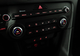 Подержанный автомобиль Kia Sportage 2020 года (16 фото)