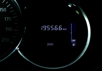 Подержанный автомобиль Renault Duster 2015 года (19 фото)