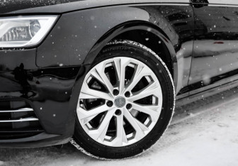 Подержанный автомобиль Audi A4 Sedan 2016 года (3 фото)