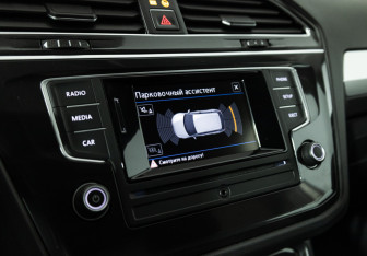 Подержанный автомобиль Volkswagen Tiguan 2017 года (16 фото)