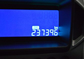 Подержанный автомобиль Chevrolet Aveo Sedan 2012 года (15 фото)