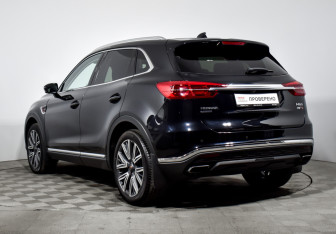 Подержанный автомобиль Hongqi HS5 2023 года (7 фото)