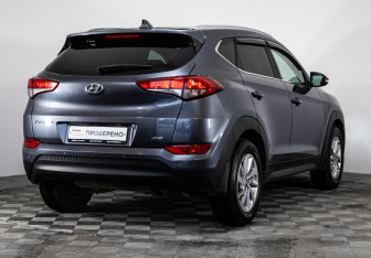 Подержанный автомобиль Hyundai Tucson 2017 года (5 фото)