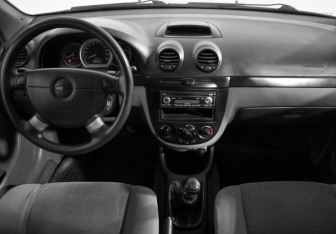 Подержанный автомобиль Chevrolet Lacetti Hatchback 2008 года (13 фото)