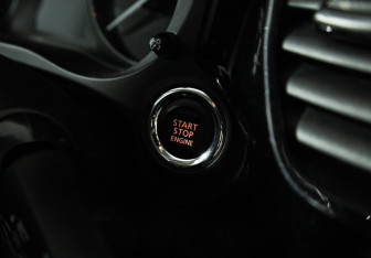 Подержанный автомобиль Mitsubishi Outlander 2019 года (19 фото)