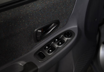 Подержанный автомобиль Hyundai Accent Sedan 2008 года (14 фото)