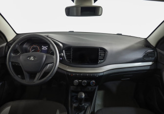 Подержанный автомобиль LADA (ВАЗ) Vesta Sedan 2023 года (9 фото)