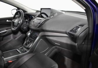 Подержанный автомобиль Ford Kuga 2017 года (12 фото)