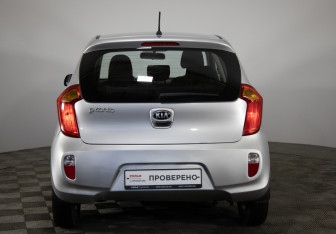 Подержанный автомобиль Kia Picanto 2013 года (6 фото)