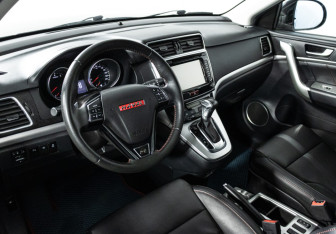 Подержанный автомобиль Haval H6 2018 года (11 фото)