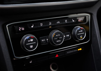 Подержанный автомобиль Volkswagen Teramont 2018 года (16 фото)