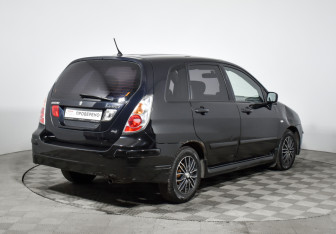 Подержанный автомобиль Suzuki Liana Wagon 2006 года (5 фото)