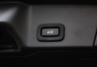 Подержанный автомобиль Land Rover Range Rover Evoque 2020 года (36 фото)