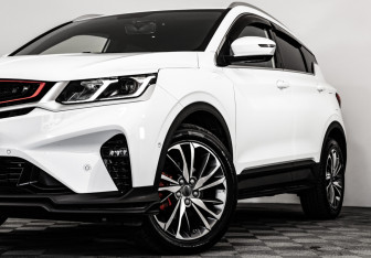 Подержанный автомобиль Geely Coolray 2023 года (2 фото)