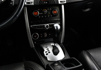 Подержанный автомобиль Renault Koleos 2008 года (13 фото)