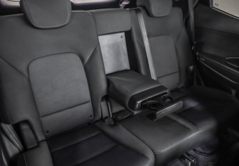 Подержанный автомобиль Hyundai Santa Fe 2012 года (27 фото)