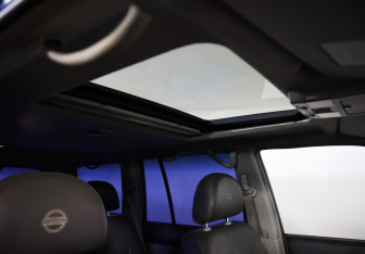 Подержанный автомобиль Nissan Patrol 2003 года (24 фото)